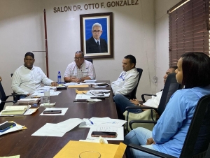 El director ejecutivo del CONALECHE, Miguel Laureano, se reunió con el Equipo de Captadores de la institución, con quien pasó revista al Plan Operativo Anual (POA), del 2023.