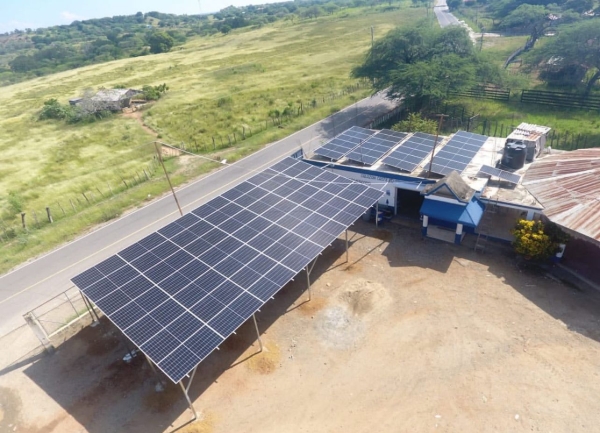 Cambio de matriz energética, Centro Calazán Castillo, San José, en Santiago Rodríguez