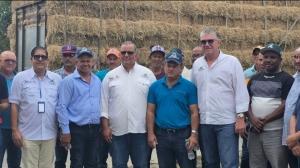 PROMEGAN REALIZA ENTREGA DE PACAS E INSUMOS A LA FEDERACIÓN DE GANADEROS DEL NOROESTE (FEDEGANO) EN SANTIAGO RODRÍGUEZ