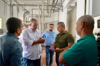 DIRECTOR DEL CONALECHE, EL PRESIDENTE DE FEGACIBAO Y UNA COMISIÓN DEL FONDO ESPECIAL PARA EL DESARROLLO AGROPECUARIO (FEDA) SUPERVISAN PLANTA PROCESADORA DE LÁCTEOS EN SAN JOSÉ DE LAS MATAS.