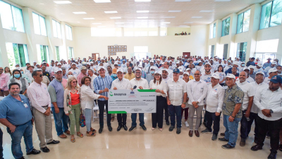 Gran Acto de Entrega de 150 créditos a Criadores Ovinocaprino de la provincia San Juan