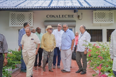 Recibimos la visita del expresidente de la República, Hipólito Mejía