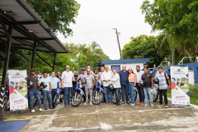 PROMEGAN ENTREGA MOTORES A TECNICOS REGIONALES