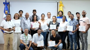 EL PROMEGAN IMPARTE UNA CAPACITACIÓN TÉCNICA PARA LA INSEMINACIÓN DE BOVINOS